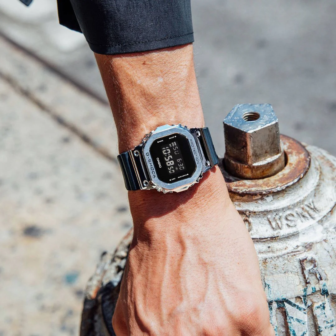 Casio G-Shock GM-5600U-1ER rannekello - Image 3