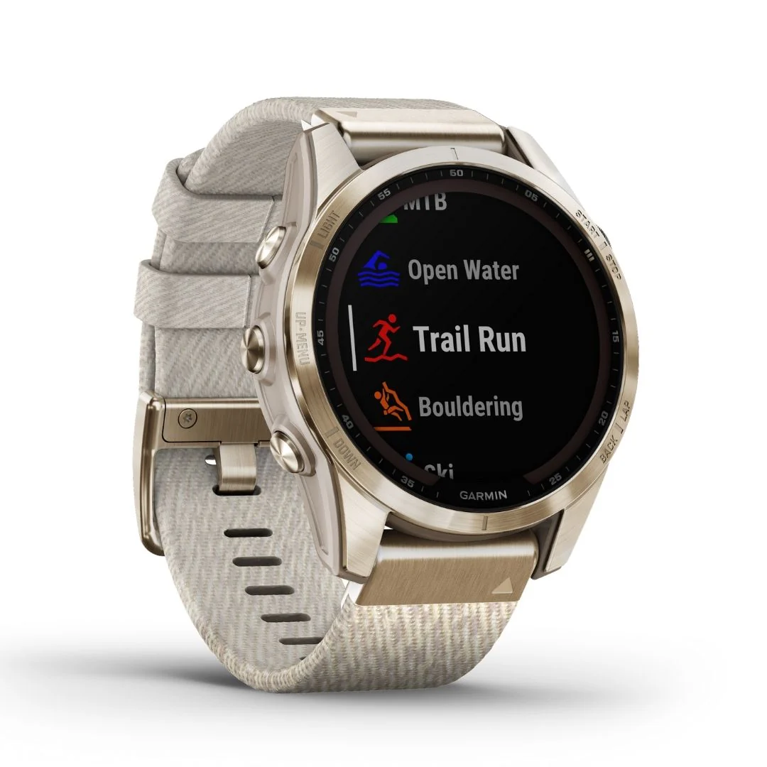 Garmin Fenix 7S Sapphire Solar, vaalea kulta ja meleerattu nailonranneke sekä silikoniranneke 010-02539-39 - Image 3