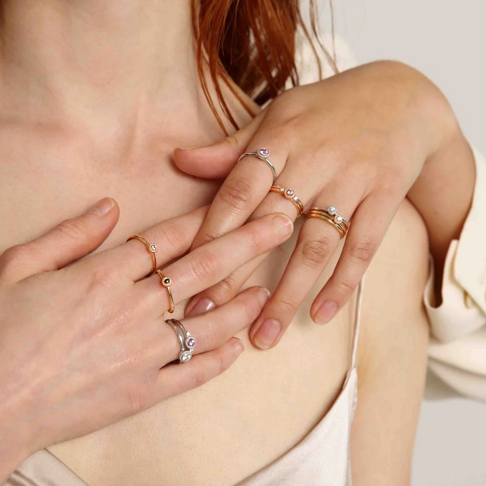 Kalevala Valittu sormus, 14K keltakultaa, musta timantti 0,06ct, Kalevala Love, 141000001B - Image 4