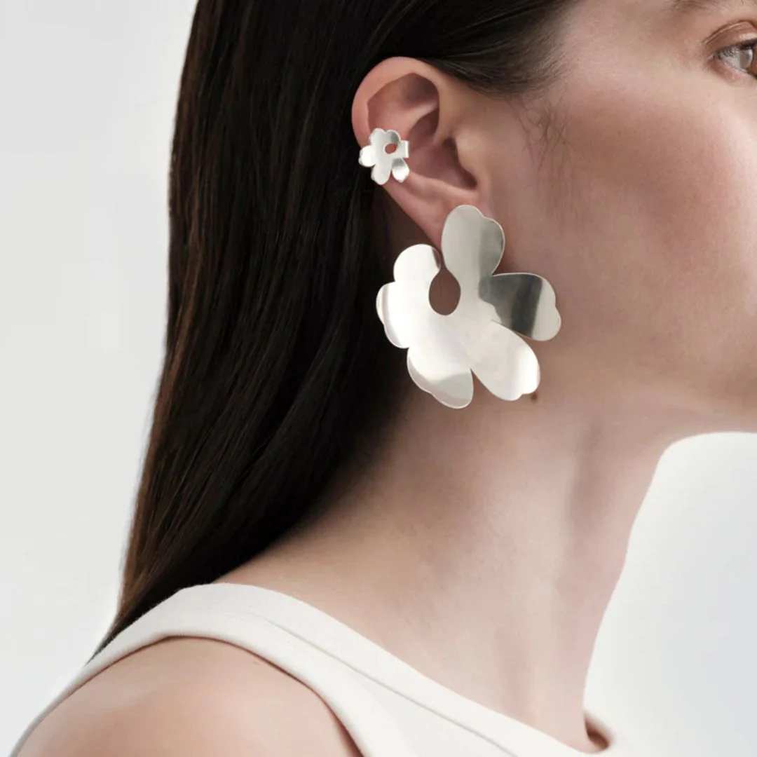 Kalevala x Marimekko Unikko ear cuff, hopeaa - Image 3