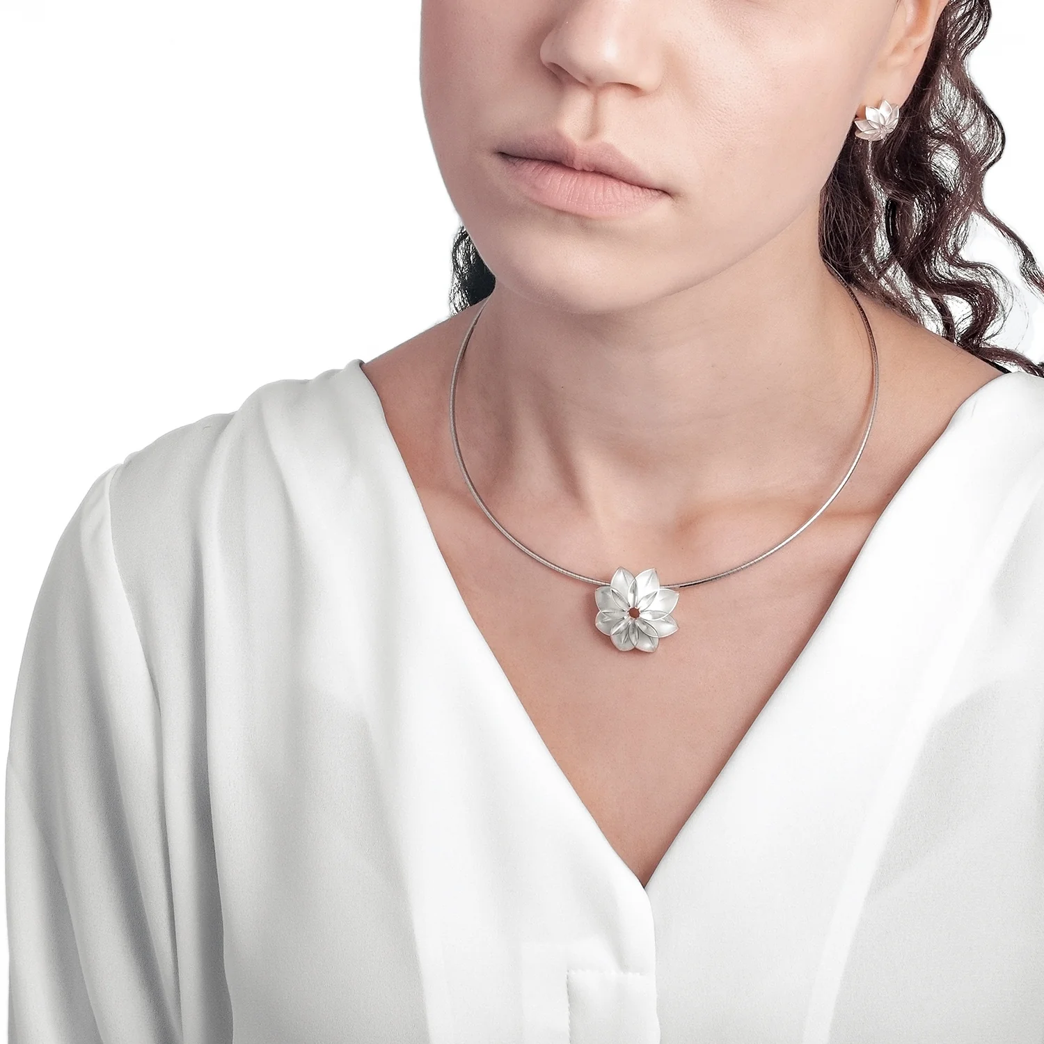 Lumoava Hurma, kultakorvakorut timantilla - Image 3