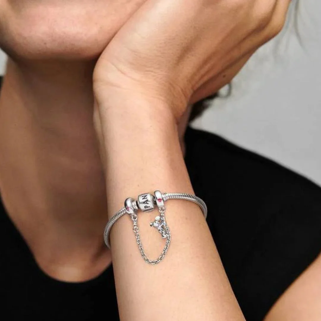 Pandora Moments Disney Climbing Mickey Mouse Safety Chain hela, hopea, 797173CZR - Image 3