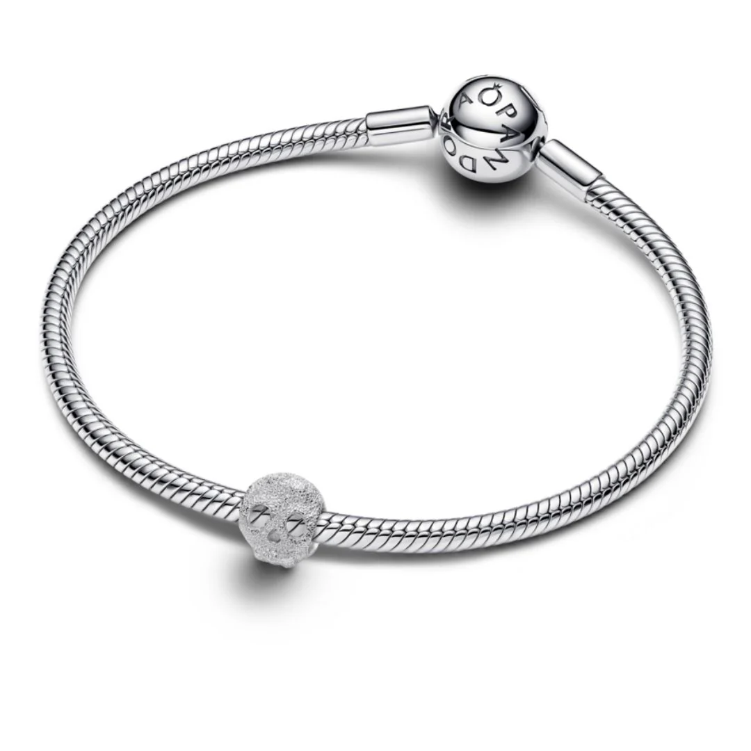 Pandora Moments Textured Skull mini hela, hopea, 794040C00 - Image 3
