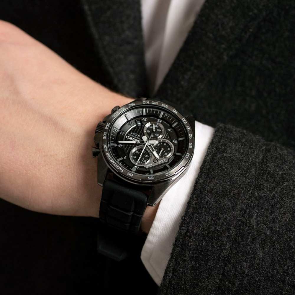 Seiko Chronograph SSB327P1 rannekello - Image 2