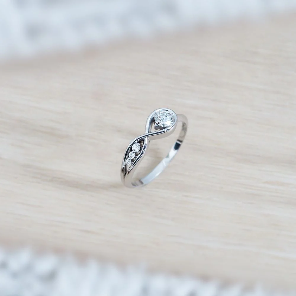 Silván Aina timanttisormus 0,46ct, valkokultaa, Silván vihkisormukset - Image 4