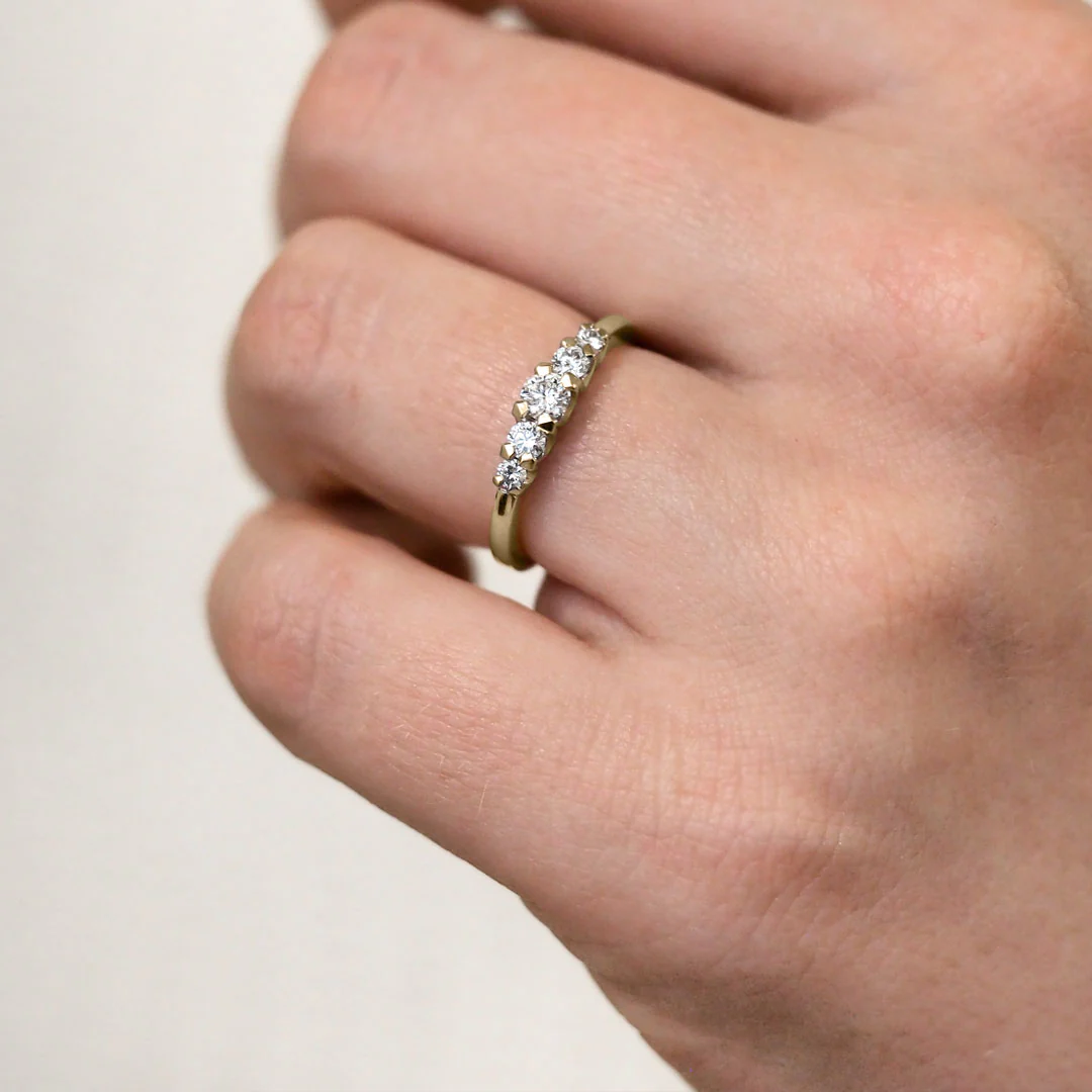 Silván Charlotte timanttisormus 0,42ct, keltakultaa, Silván vihkisormukset - Image 3