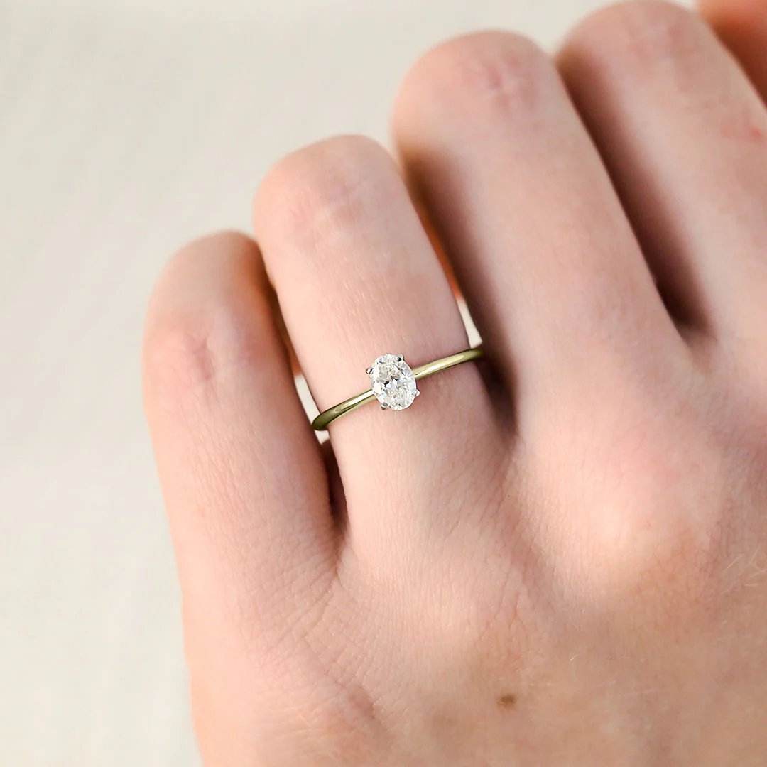 Silván Solitaire Ovaali timanttisormus 0,50ct, keltakultaa, Silván vihkisormukset - Image 4