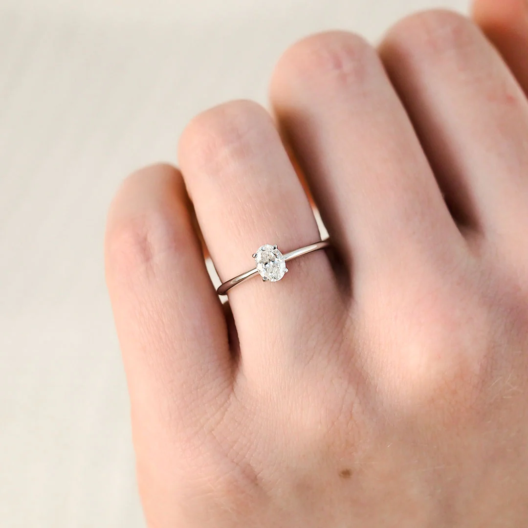 Silván Solitaire Ovaali timanttisormus 0,50ct, valkokultaa, Silván vihkisormukset - Image 4