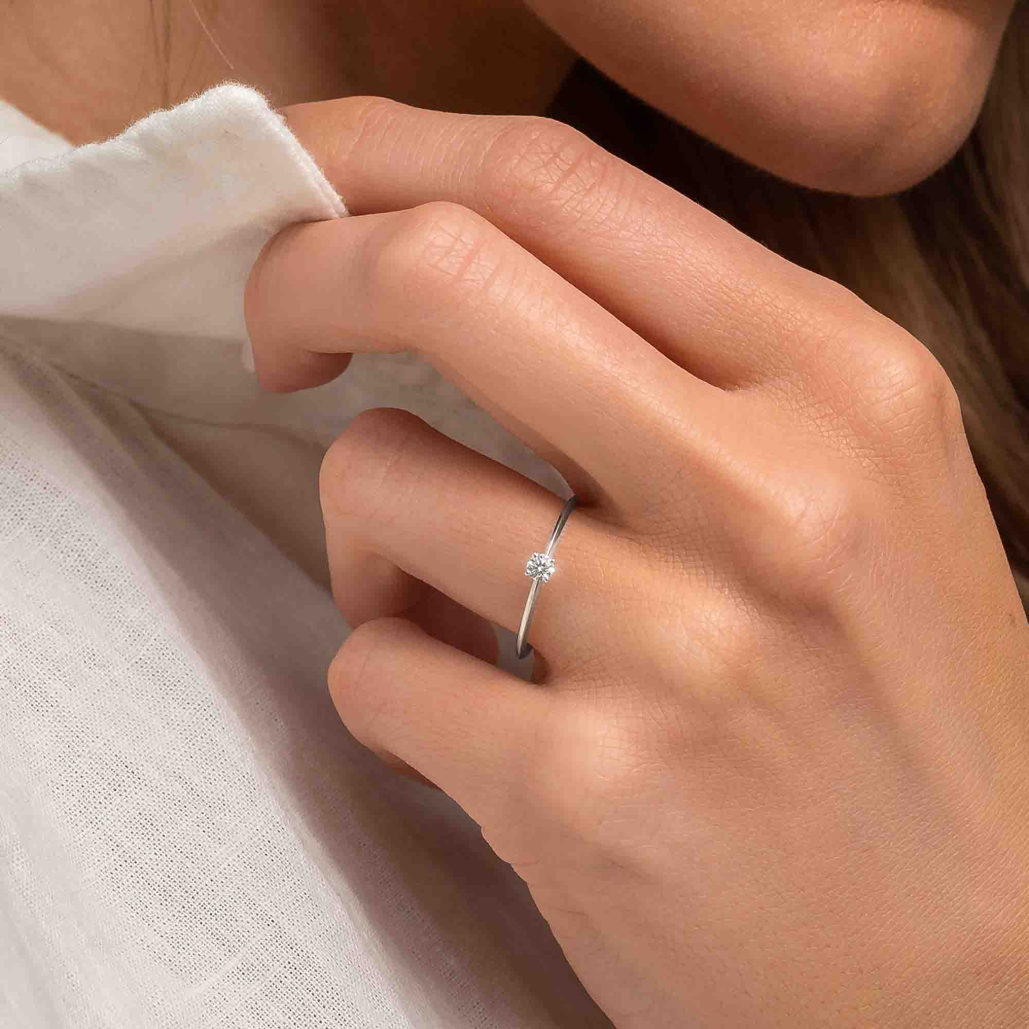 Silván Solitaire timanttisormus 0,10ct, valkokultaa, Silván vihkisormukset - Image 2