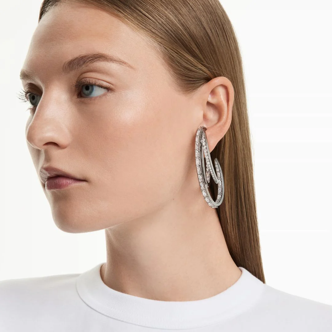 Swarovski The Vienna Collection Ear Cuff korvakorut, 3 kpl, tumma metalli kirkkailla kristalleilla 5709267 - Image 2