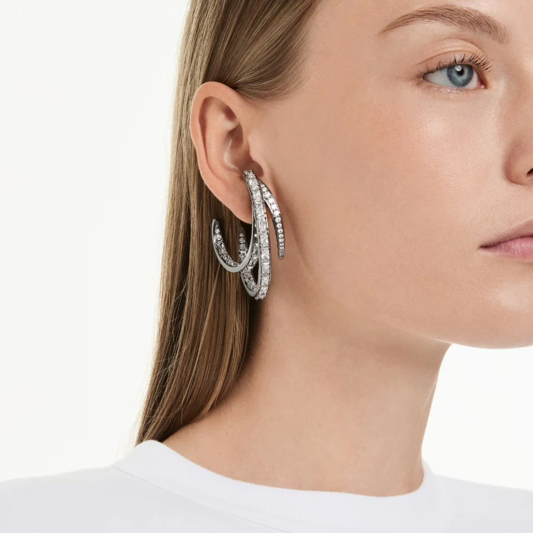 Swarovski The Vienna Collection Ear Cuff korvakorut, 3 kpl, tumma metalli kirkkailla kristalleilla 5709267 - Image 3