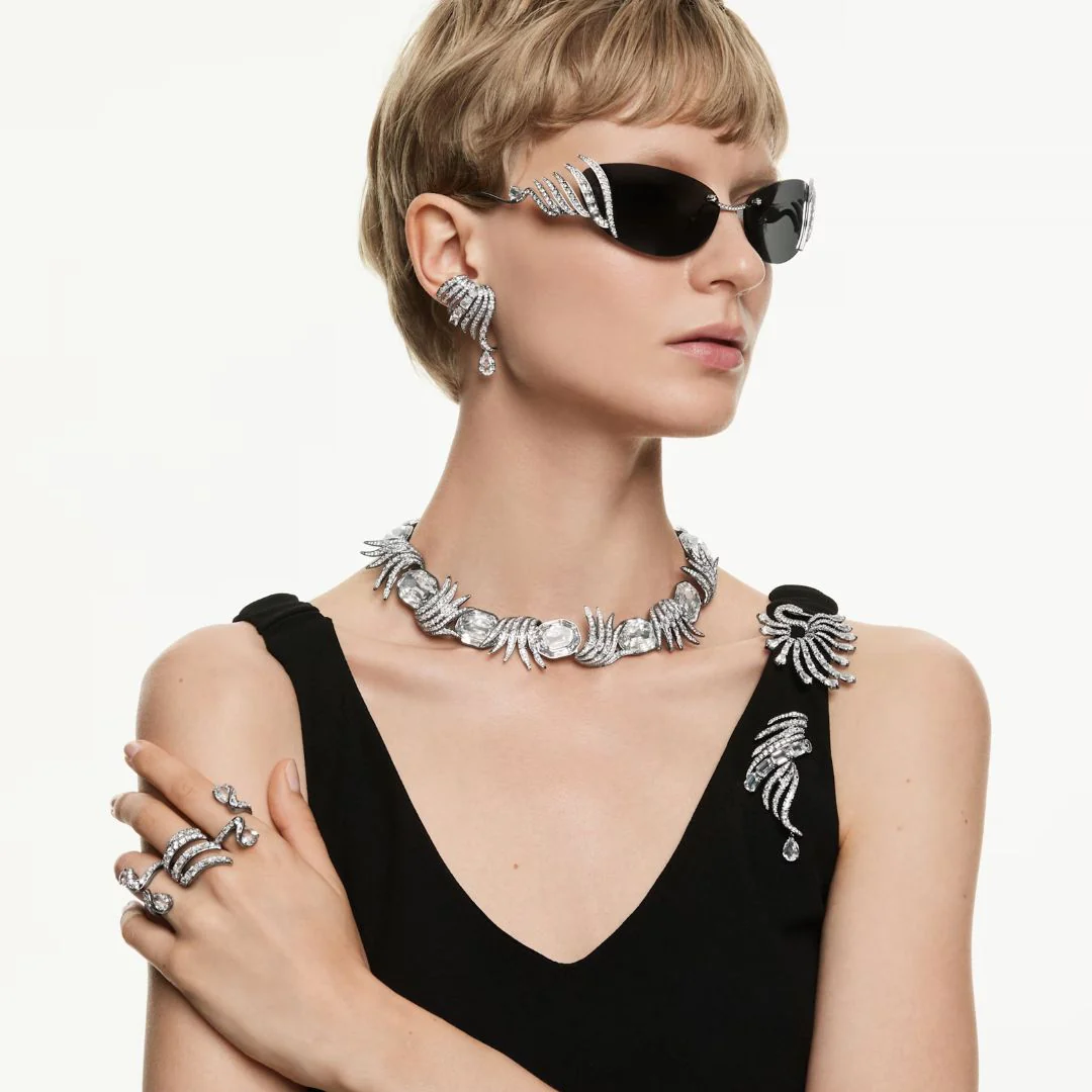 Swarovski The Vienna Collection kaulakoru, tumma metalli kirkkailla kristalleilla 5709259 - Image 6