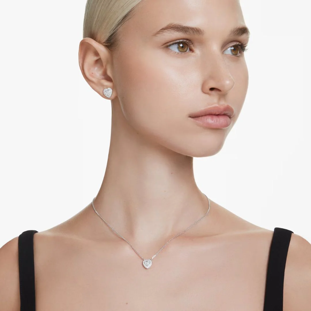 Swarovski x Ariana Grande riipus ja korvakorut, vaalea metalli ja kirkkaat kristallit, 5720849 - Image 5